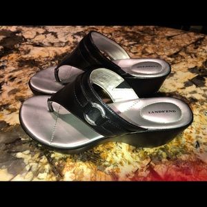 Lands End Wedges size 6